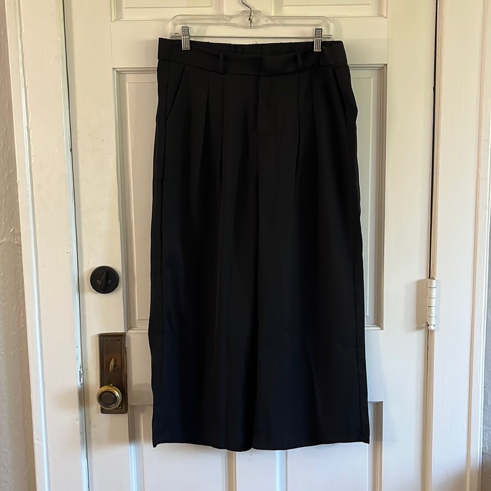 Black wide leg trousers SHORT LENGTH